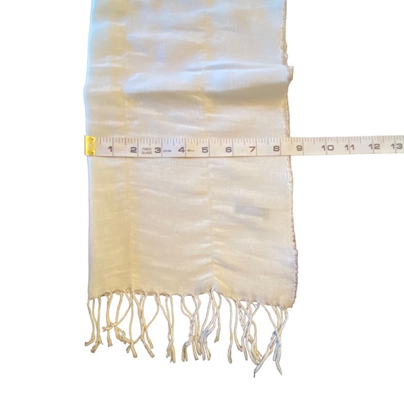 J.Crew lightweight Raw Edge Fringe Cream Scarf - Picture 7 of 8